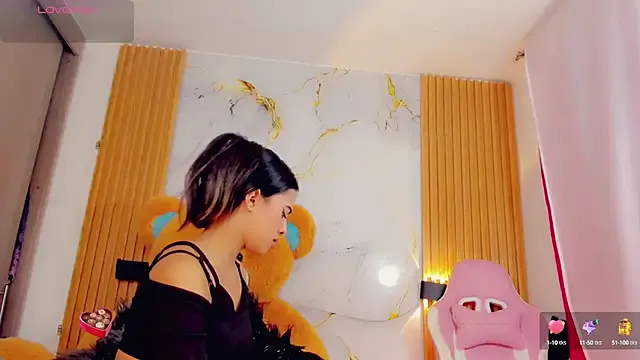 ValeriCardenas — undress me