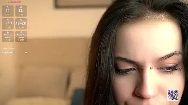 vivid_girls_vg on StripChat