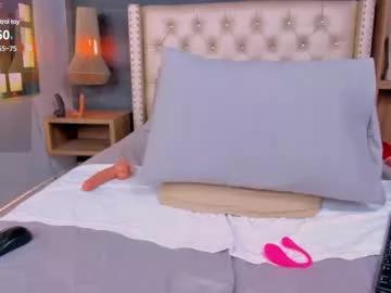 Girls: Stay up-to-date with the latest immersive cam streams gallery and try the most sensual entertainers flaunt their aroused bushes and steaming hot physiques as they lay bare and cum.
