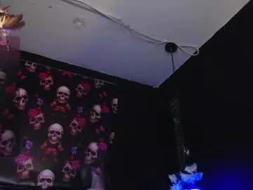 Girls: Stay up-to-date with the latest immersive cam streams gallery and try the most sensual entertainers flaunt their aroused bushes and steaming hot physiques as they lay bare and cum.