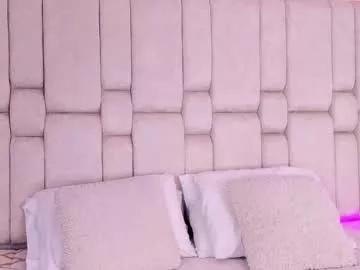 Girls: Stay up-to-date with the latest immersive cam streams gallery and try the most sensual entertainers flaunt their aroused bushes and steaming hot physiques as they lay bare and cum.