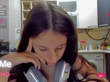 Girls: Stay up-to-date with the latest immersive cam streams gallery and try the most sensual entertainers flaunt their aroused bushes and steaming hot physiques as they lay bare and cum.