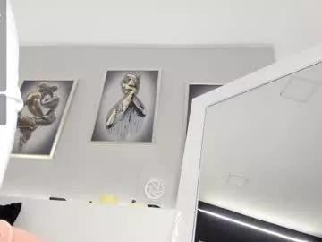 Girls: Stay up-to-date with the latest immersive cam streams gallery and try the most sensual entertainers flaunt their aroused bushes and steaming hot physiques as they lay bare and cum.