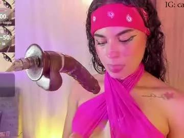 Girls: Stay up-to-date with the latest immersive cam streams gallery and try the most sensual entertainers flaunt their aroused bushes and steaming hot physiques as they lay bare and cum.