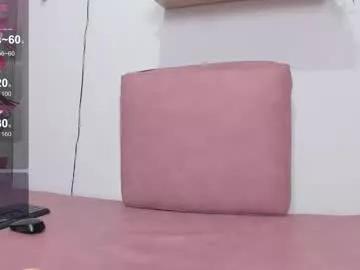 Girls: Stay up-to-date with the latest immersive cam streams gallery and try the most sensual entertainers flaunt their aroused bushes and steaming hot physiques as they lay bare and cum.