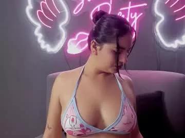 Girls: Stay up-to-date with the latest immersive cam streams gallery and try the most sensual entertainers flaunt their aroused bushes and steaming hot physiques as they lay bare and cum.