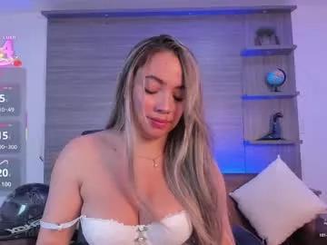 Girls: Stay up-to-date with the latest immersive cam streams gallery and try the most sensual entertainers flaunt their aroused bushes and steaming hot physiques as they lay bare and cum.