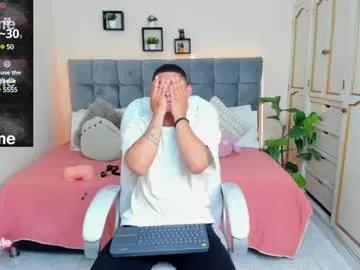 Girls: Stay up-to-date with the latest immersive cam streams gallery and try the most sensual entertainers flaunt their aroused bushes and steaming hot physiques as they lay bare and cum.