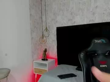 Girls: Stay up-to-date with the latest immersive cam streams gallery and try the most sensual entertainers flaunt their aroused bushes and steaming hot physiques as they lay bare and cum.