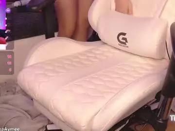 Girls: Stay up-to-date with the latest immersive cam streams gallery and try the most sensual entertainers flaunt their aroused bushes and steaming hot physiques as they lay bare and cum.
