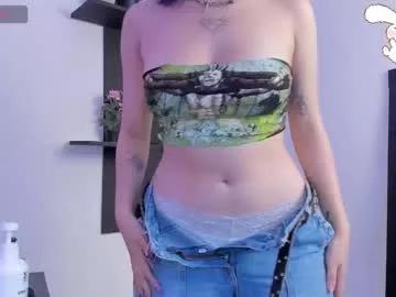 Girls: Stay up-to-date with the latest immersive cam streams gallery and try the most sensual entertainers flaunt their aroused bushes and steaming hot physiques as they lay bare and cum.