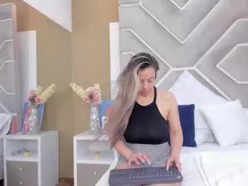 Girls: Stay up-to-date with the latest immersive cam streams gallery and try the most sensual entertainers flaunt their aroused bushes and steaming hot physiques as they lay bare and cum.