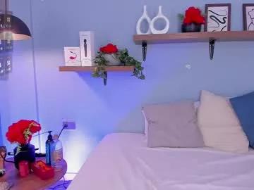 Girls: Stay up-to-date with the latest immersive cam streams gallery and try the most sensual entertainers flaunt their aroused bushes and steaming hot physiques as they lay bare and cum.