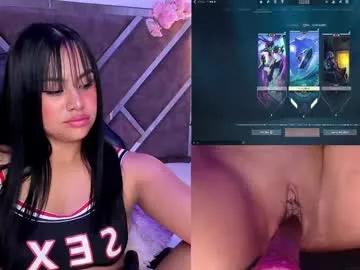 Girls: Stay up-to-date with the latest immersive cam streams gallery and try the most sensual entertainers flaunt their aroused bushes and steaming hot physiques as they lay bare and cum.