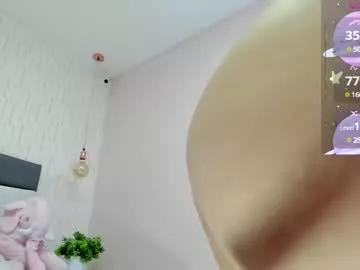 Girls: Stay up-to-date with the latest immersive cam streams gallery and try the most sensual entertainers flaunt their aroused bushes and steaming hot physiques as they lay bare and cum.