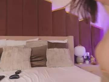 Girls: Stay up-to-date with the latest immersive cam streams gallery and try the most sensual entertainers flaunt their aroused bushes and steaming hot physiques as they lay bare and cum.