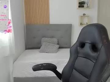 Girls: Stay up-to-date with the latest immersive cam streams gallery and try the most sensual entertainers flaunt their aroused bushes and steaming hot physiques as they lay bare and cum.