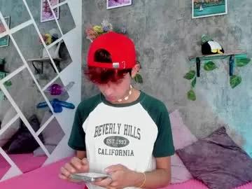 Girls: Stay up-to-date with the latest immersive cam streams gallery and try the most sensual entertainers flaunt their aroused bushes and steaming hot physiques as they lay bare and cum.