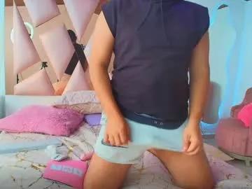 Girls: Stay up-to-date with the latest immersive cam streams gallery and try the most sensual entertainers flaunt their aroused bushes and steaming hot physiques as they lay bare and cum.
