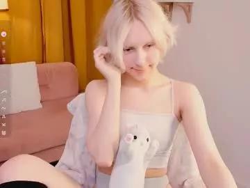 Girls: Stay up-to-date with the latest immersive cam streams gallery and try the most sensual entertainers flaunt their aroused bushes and steaming hot physiques as they lay bare and cum.