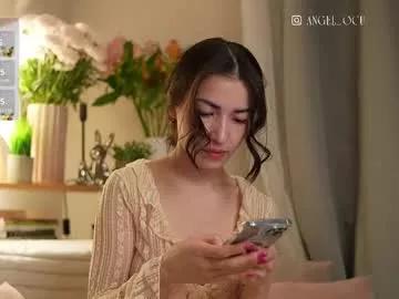 Girls: Stay up-to-date with the latest immersive cam streams gallery and try the most sensual entertainers flaunt their aroused bushes and steaming hot physiques as they lay bare and cum.