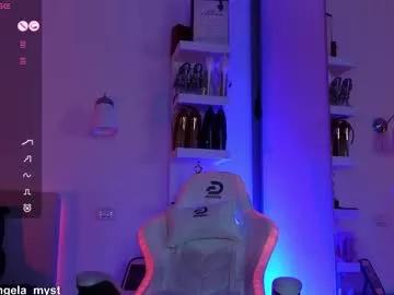 Girls: Stay up-to-date with the latest immersive cam streams gallery and try the most sensual entertainers flaunt their aroused bushes and steaming hot physiques as they lay bare and cum.