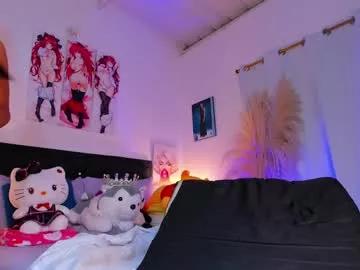 Girls: Stay up-to-date with the latest immersive cam streams gallery and try the most sensual entertainers flaunt their aroused bushes and steaming hot physiques as they lay bare and cum.