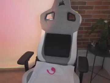 Girls: Stay up-to-date with the latest immersive cam streams gallery and try the most sensual entertainers flaunt their aroused bushes and steaming hot physiques as they lay bare and cum.