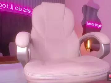 Girls: Stay up-to-date with the latest immersive cam streams gallery and try the most sensual entertainers flaunt their aroused bushes and steaming hot physiques as they lay bare and cum.
