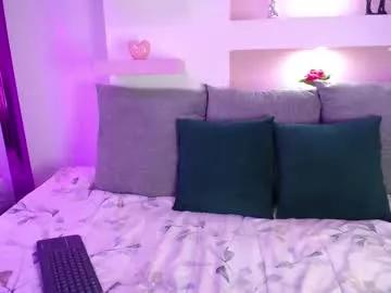 Girls: Stay up-to-date with the latest immersive cam streams gallery and try the most sensual entertainers flaunt their aroused bushes and steaming hot physiques as they lay bare and cum.