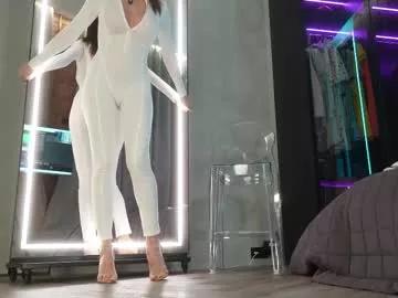 Girls: Stay up-to-date with the latest immersive cam streams gallery and try the most sensual entertainers flaunt their aroused bushes and steaming hot physiques as they lay bare and cum.