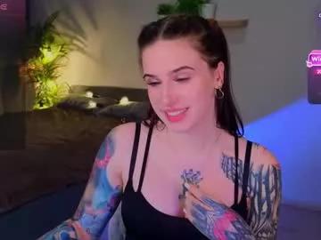 Girls: Stay up-to-date with the latest immersive cam streams gallery and try the most sensual entertainers flaunt their aroused bushes and steaming hot physiques as they lay bare and cum.