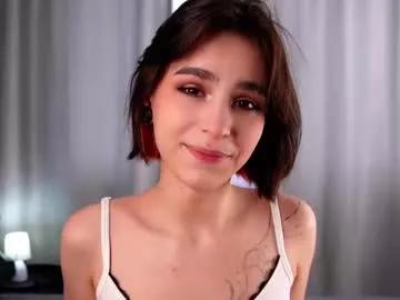 Online teen entertainers: Ignite your senses with our talented livestreamers, who make discussing steamy and nasty at the same time.