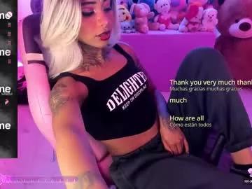 Girls: Stay up-to-date with the latest immersive cam streams gallery and try the most sensual entertainers flaunt their aroused bushes and steaming hot physiques as they lay bare and cum.