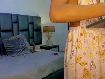 Girls: Stay up-to-date with the latest immersive cam streams gallery and try the most sensual entertainers flaunt their aroused bushes and steaming hot physiques as they lay bare and cum.