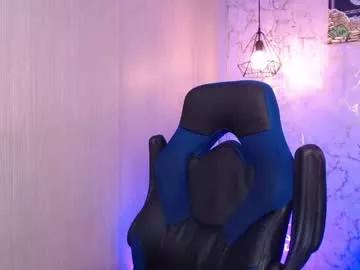 Girls: Stay up-to-date with the latest immersive cam streams gallery and try the most sensual entertainers flaunt their aroused bushes and steaming hot physiques as they lay bare and cum.
