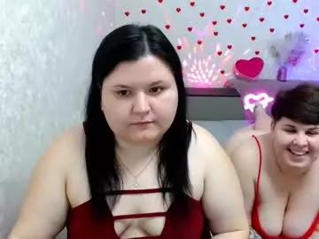 Girls: Stay up-to-date with the latest immersive cam streams gallery and try the most sensual entertainers flaunt their aroused bushes and steaming hot physiques as they lay bare and cum.