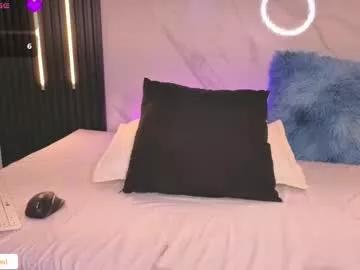 Girls: Stay up-to-date with the latest immersive cam streams gallery and try the most sensual entertainers flaunt their aroused bushes and steaming hot physiques as they lay bare and cum.