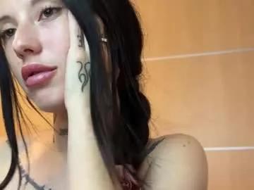 Girls: Stay up-to-date with the latest immersive cam streams gallery and try the most sensual entertainers flaunt their aroused bushes and steaming hot physiques as they lay bare and cum.