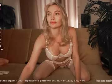 Girls: Stay up-to-date with the latest immersive cam streams gallery and try the most sensual entertainers flaunt their aroused bushes and steaming hot physiques as they lay bare and cum.