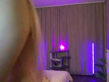 Girls: Stay up-to-date with the latest immersive cam streams gallery and try the most sensual entertainers flaunt their aroused bushes and steaming hot physiques as they lay bare and cum.