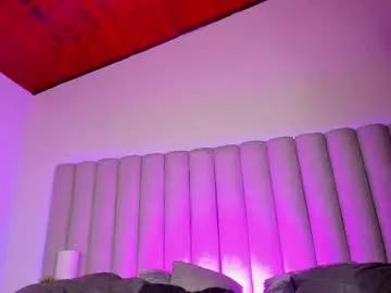 Girls: Stay up-to-date with the latest immersive cam streams gallery and try the most sensual entertainers flaunt their aroused bushes and steaming hot physiques as they lay bare and cum.