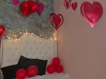 Girls: Stay up-to-date with the latest immersive cam streams gallery and try the most sensual entertainers flaunt their aroused bushes and steaming hot physiques as they lay bare and cum.