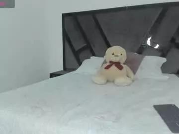 Girls: Stay up-to-date with the latest immersive cam streams gallery and try the most sensual entertainers flaunt their aroused bushes and steaming hot physiques as they lay bare and cum.