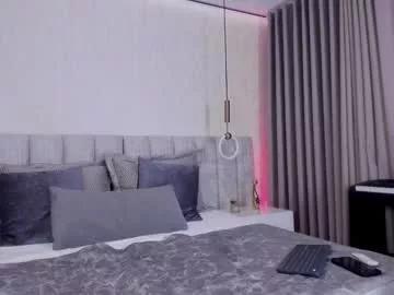 Girls: Stay up-to-date with the latest immersive cam streams gallery and try the most sensual entertainers flaunt their aroused bushes and steaming hot physiques as they lay bare and cum.