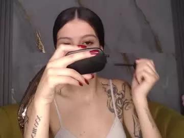 Girls: Stay up-to-date with the latest immersive cam streams gallery and try the most sensual entertainers flaunt their aroused bushes and steaming hot physiques as they lay bare and cum.
