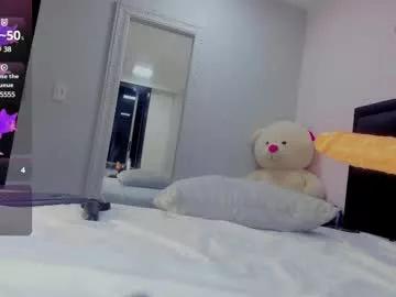 Girls: Stay up-to-date with the latest immersive cam streams gallery and try the most sensual entertainers flaunt their aroused bushes and steaming hot physiques as they lay bare and cum.