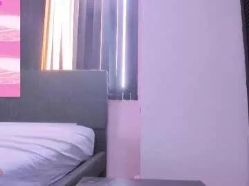 Girls: Stay up-to-date with the latest immersive cam streams gallery and try the most sensual entertainers flaunt their aroused bushes and steaming hot physiques as they lay bare and cum.