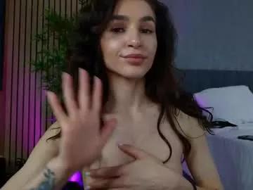 Girls: Stay up-to-date with the latest immersive cam streams gallery and try the most sensual entertainers flaunt their aroused bushes and steaming hot physiques as they lay bare and cum.