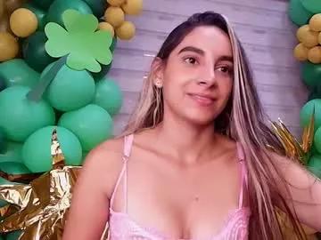 Girls: Stay up-to-date with the latest immersive cam streams gallery and try the most sensual entertainers flaunt their aroused bushes and steaming hot physiques as they lay bare and cum.